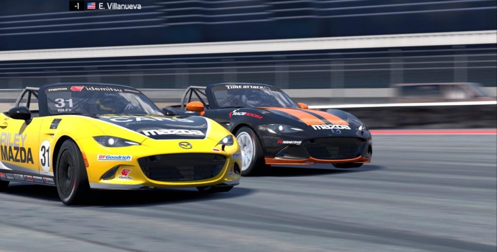 paralelo entre marc oliveras y esteban villanueva curva 1 dubai nacional ronda 2 copa mazda mx5 raceroom